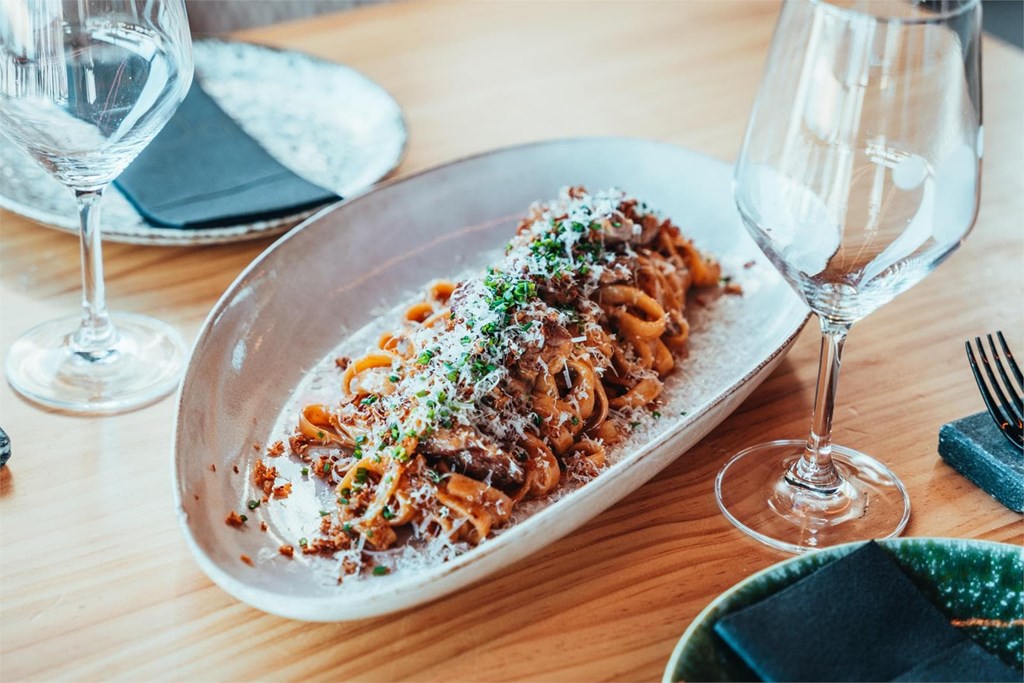Pappardelle fresco con lágrima ibérica - Imagen 1